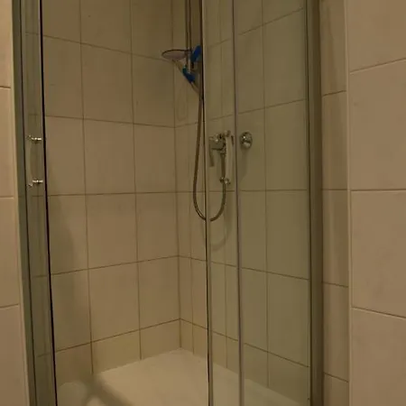 Apartment Monteur Und Messewohnung *